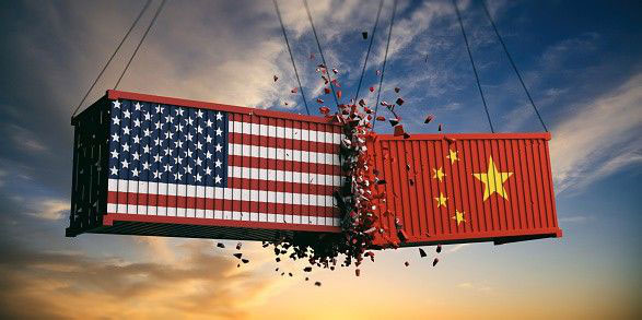은 중국이 우리에게 무역의 전쟁에 도전하는 기회에 대한 중국의 요트 제조 산업?